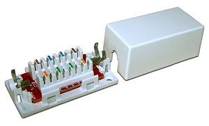   RJ-45 (8P8C)